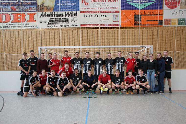 Gruppenfoto ArGe Fußballturnier